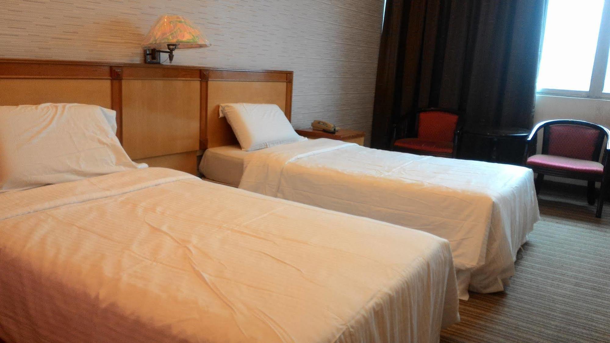 Garden Hotel Batu Pahat Dış mekan fotoğraf